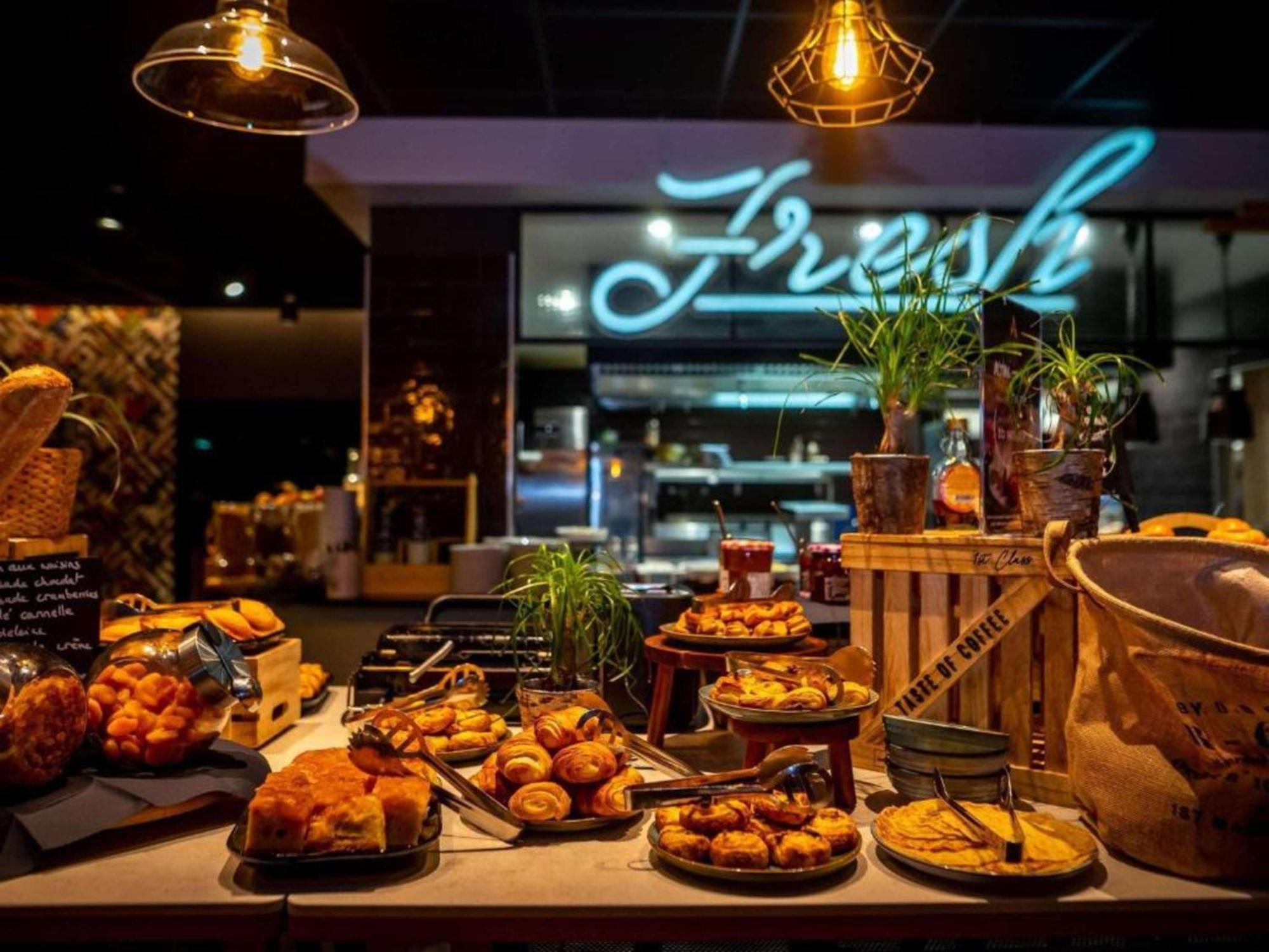 Novotel Valence Sud ภายนอก รูปภาพ