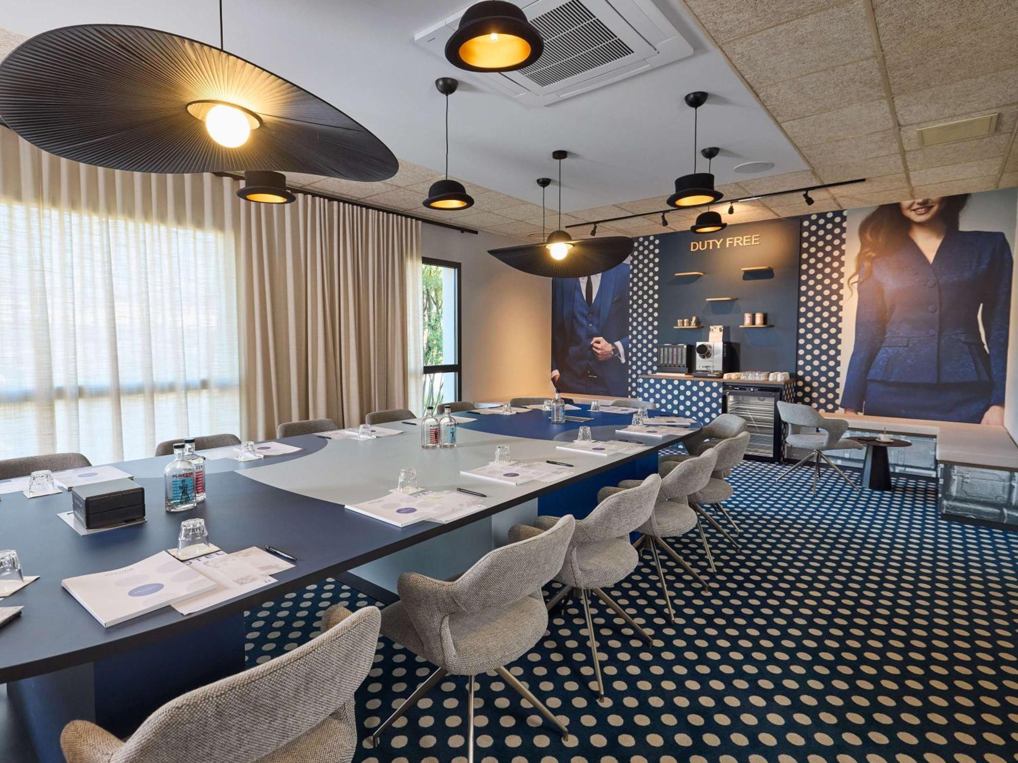 Novotel Valence Sud ภายนอก รูปภาพ